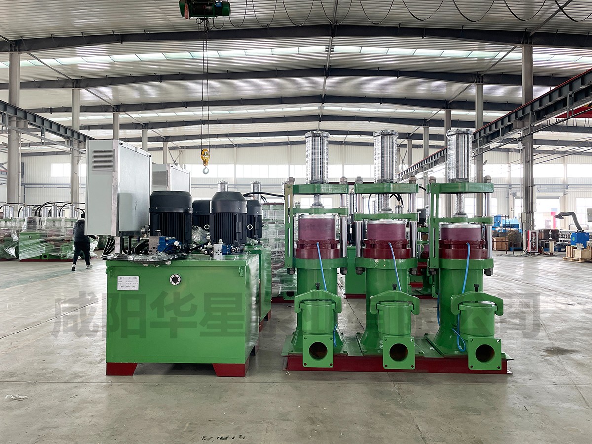 液壓(ya)柱塞泥(ni)漿泵2