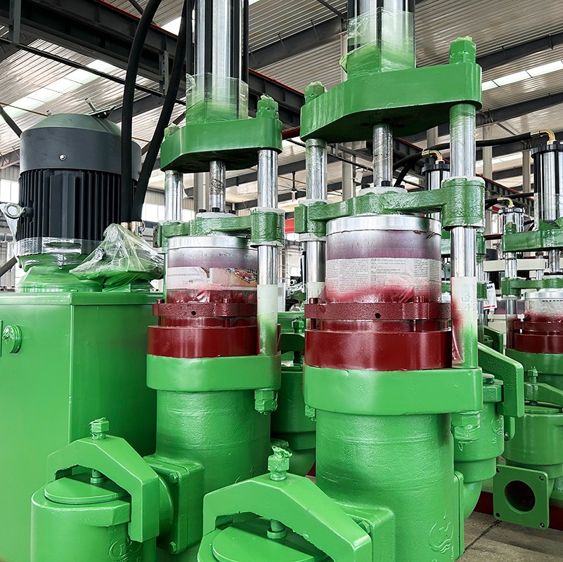 YB300-40-液(ye)壓陶(tao)瓷柱(zhu)塞泵(beng)13