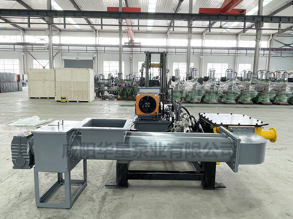 能(neng)夠輸送(song)油泥渣(zha)煤泥濾(lü)餅泥餅(bing)煤泥的(de)粘稠物(wu)料泵