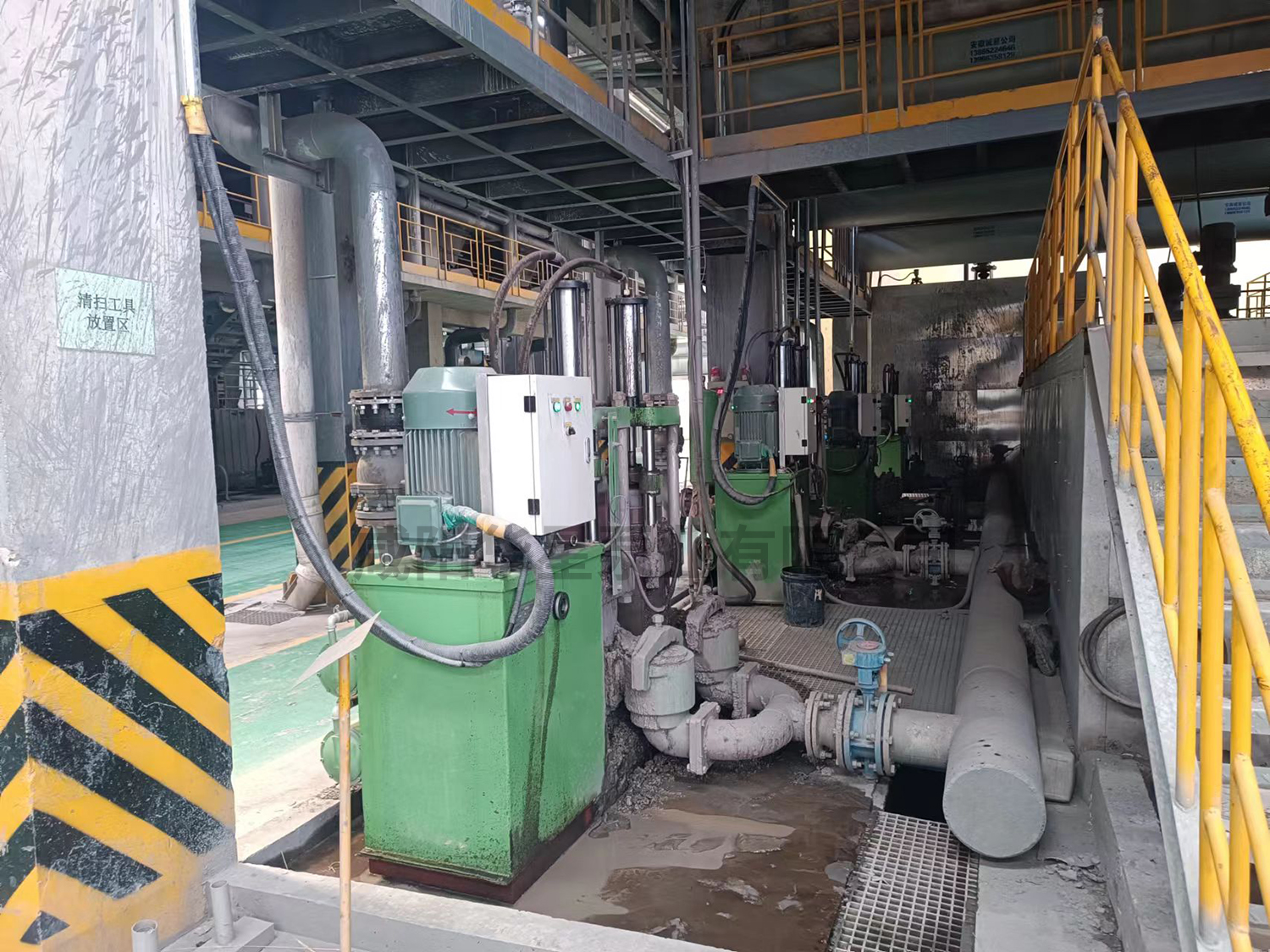 陶瓷(ci)柱塞泵客(ke)戶使用現(xian)場圖片